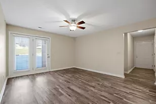 701 Napa Valley Ln, Crestview Hills, KY 41017 - Photo 6