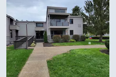 105 Winding Way #G, Covington, KY 41011 - Photo 1