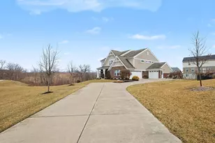 7572 Shamrock Ave, Union, KY 41091 - Photo 2