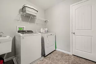 7572 Shamrock Ave, Union, KY 41091 - Photo 16