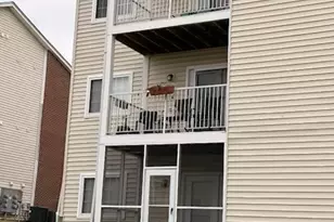 612 Friars Ln, Florence, KY 41042 - Photo 2