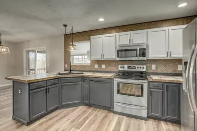 9258 Hawksridge Drive, Covington, KY 41017 - Photo 6