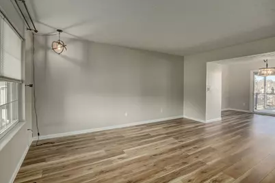 9258 Hawksridge Drive, Covington, KY 41017 - Photo 4