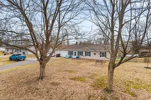 11126 Lakeview Dr, Union, KY 41091 - Photo 2