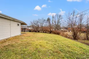 40 Plymouth Ln, Elsmere, KY 41018 - Photo 16