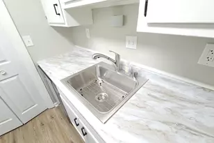 1070 Oakgrove Ct, Independence, KY 41051 - Photo 6