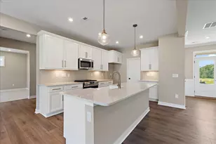3965 Circollo Dr, Covington, KY 41017 - Photo 2