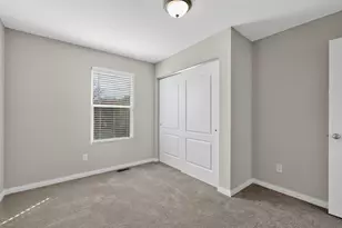 931 Shadowridge Dr, Elsmere, KY 41018 - Photo 10