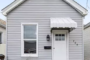 704 W 35th St, Covington, KY 41015 - Photo 1