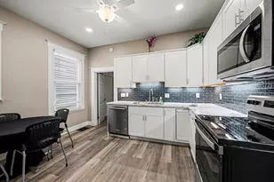 704 W 35th St, Covington, KY 41015 - Photo 4