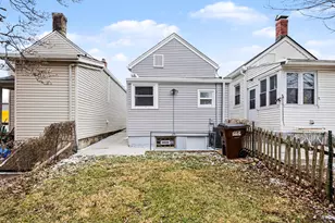 704 W 35th St, Covington, KY 41015 - Photo 12