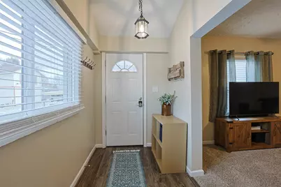 725 Ferncliff Avenue, Crescent Springs, KY 41017 - Photo 4