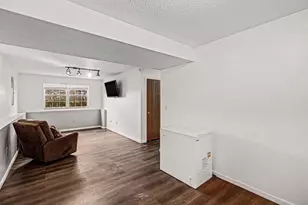 1194 Fallbrook Dr, Elsmere, KY 41018 - Photo 12