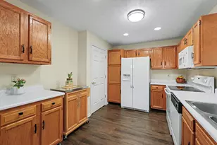 535 Fawn Run Dr, Highland Heights, KY 41076 - Photo 10