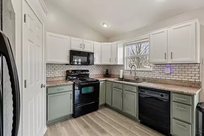 218 Owl Overlook, Burlington, KY 41005 - Photo 4