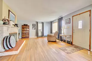 7200 Oakbrook Rd, Florence, KY 41042 - Photo 6