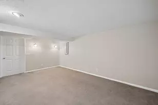 9877 Flagstone Dr, Independence, KY 41051 - Photo 22