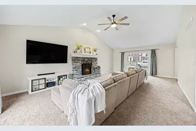 1371 Ashford Place, Florence, KY 41042 - Photo 6