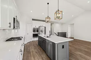 1037 McCarron Ln, Union, KY 41091 - Photo 10