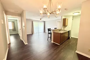 14 Woodland Hills Dr, Southgate, KY 41071 - Photo 2