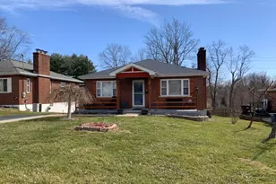 154 Roger Ln, Florence, KY 41042 - Photo 4