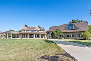 2424 Royal Castle Way, Union, KY 41091 - Photo 2