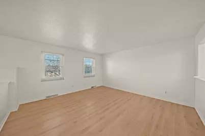 2237 Wideview Dr Drive, Covington, KY 41011 - Photo 4