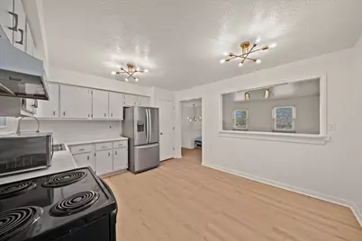 2237 Wideview Dr Drive, Covington, KY 41011 - Photo 12