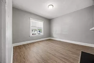 1310 Russell St, Covington, KY 41011 - Photo 12