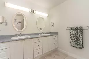 818 Horseshoe Ln, Florence, KY 41042 - Photo 22