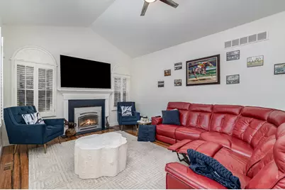 943 Lakepointe Court, Union, KY 41091 - Photo 8