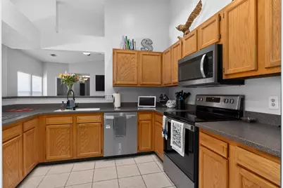 7075 Glen Kerry Court, Florence, KY 41042 - Photo 6