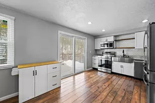 1538 Tanner Rd, Hebron, KY 41048 - Photo 8