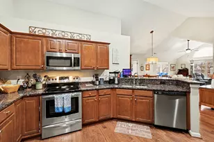 9056 Royal Oak Ln, Union, KY 41091 - Photo 10