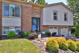 2807 Surfside Dr, Villa Hills, KY 41017 - Photo 2