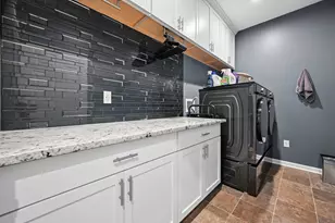 2316 Amici Dr, Covington, KY 41017 - Photo 16