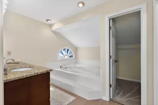9754 Windsor Way, Florence, KY 41042 - Photo 38