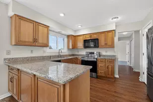 9754 Windsor Way, Florence, KY 41042 - Photo 16