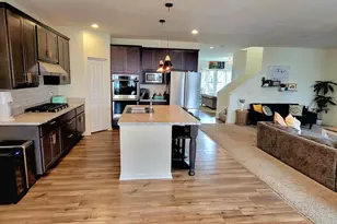 6305 Bernard Ct, Burlington, KY 41005 - Photo 2