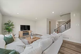 3828 Sherbourne Dr, Independence, KY 41051 - Photo 2