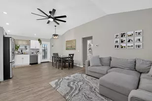 102 Ashley Dr, Dry Ridge, KY 41035 - Photo 4