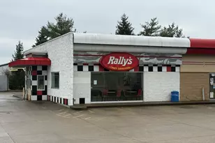 321 Mt Zion Rd, Florence, KY 41042 - Photo 1