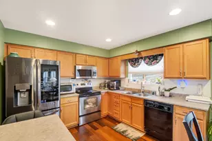 2187 Bluegrama Dr, Burlington, KY 41005 - Photo 6