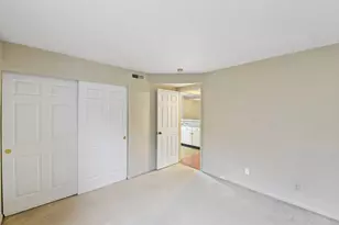 2097 Clareglen Dr, Crescent Springs, KY 41017 - Photo 10