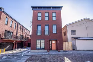 232 E Southgate St, Newport, KY 41071 - Photo 1