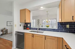 7085 Sweetwater Dr, Florence, KY 41042 - Photo 8