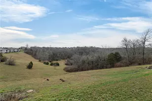 7460 Loch Lomond Dr, Alexandria, KY 41001 - Photo 2