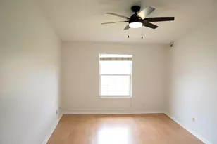 340 Deepwoods Dr, Highland Heights, KY 41076 - Photo 8