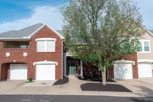 340 Deepwoods Dr, Highland Heights, KY 41076 - Photo 2