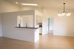 340 Deepwoods Dr, Highland Heights, KY 41076 - Photo 4